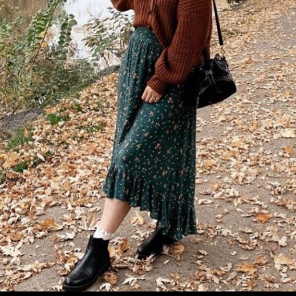 Green floral maxi skirt